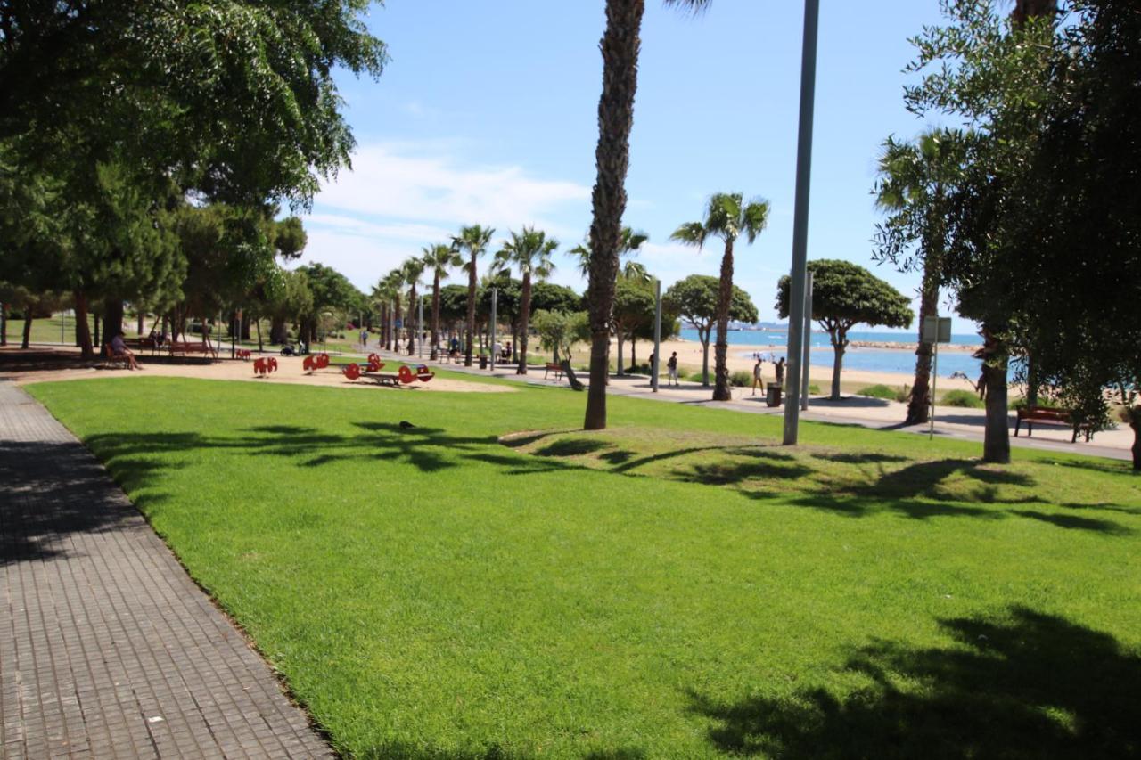 Planta Baja, Primera Linea, Playa, Jardin Privado, Ardiaca, Cambrils, Apartamento Jacqueline Eksteriør billede